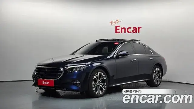 Mercedes-Benz E-Class 2026 — Фото 1/20