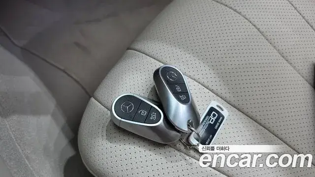 Mercedes-Benz E-Class 2026 — Şəkil 6/35
