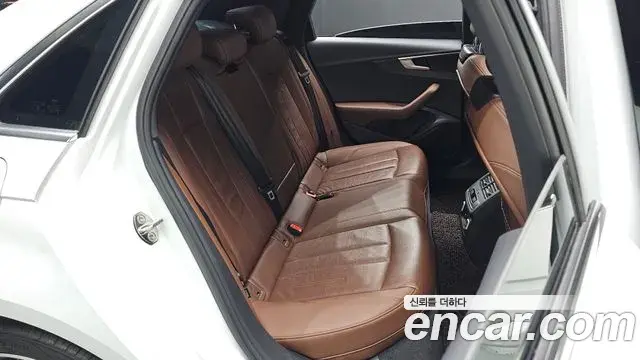 Audi A4 2019 — Photo 29/35