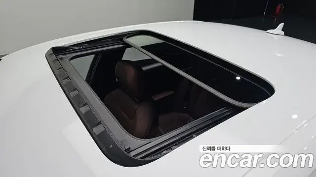 Audi A4 2019 — Photo 21/35