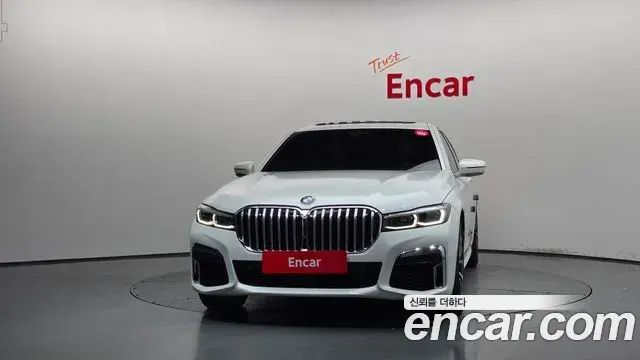 BMW 7 Series 2021 — ფოტო 1/20