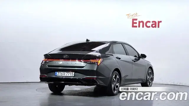 Hyundai Avante 2021 — Фото 2/20