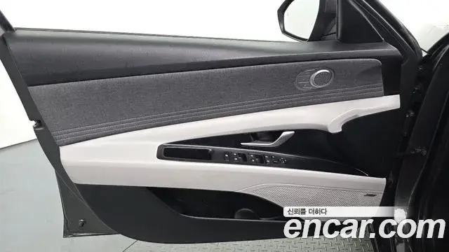 Hyundai The New Avante Hybrid 2021 — Şəkil 25/30