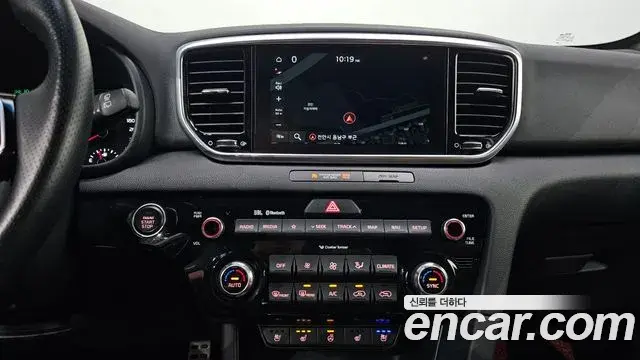 Kia Sportage The Bold 2019 — Photo 34/35