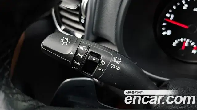Kia Sportage The Bold 2019 — Photo 15/35