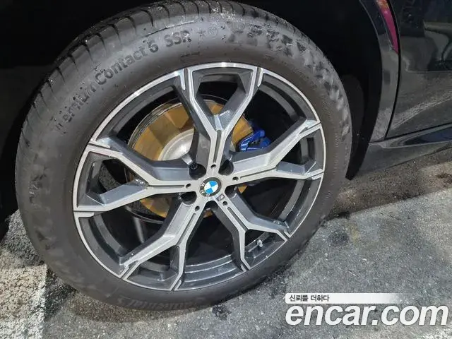 BMW X5 2026 — ფოტო 8/17