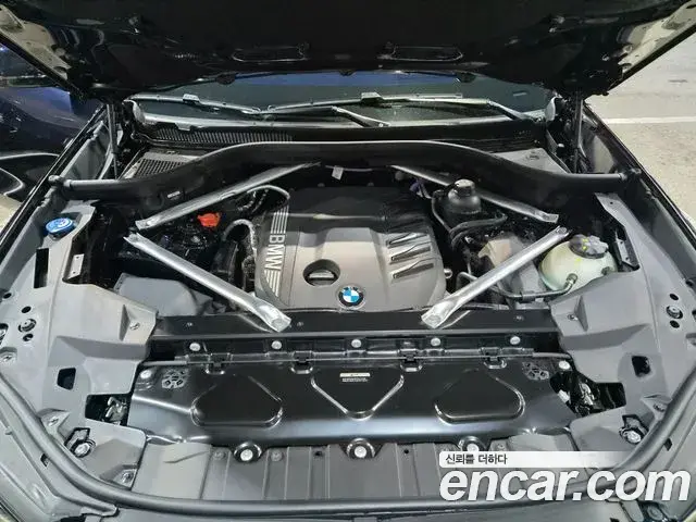 BMW X5 2026 — ფოტო 14/17