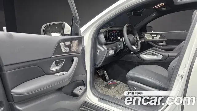 Mercedes-Benz GLE-Class 2023 — Şəkil 6/33