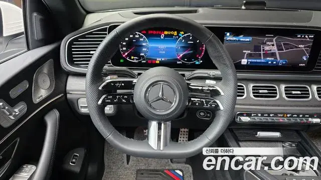 Mercedes-Benz GLE-Class 2023 — Şəkil 30/33