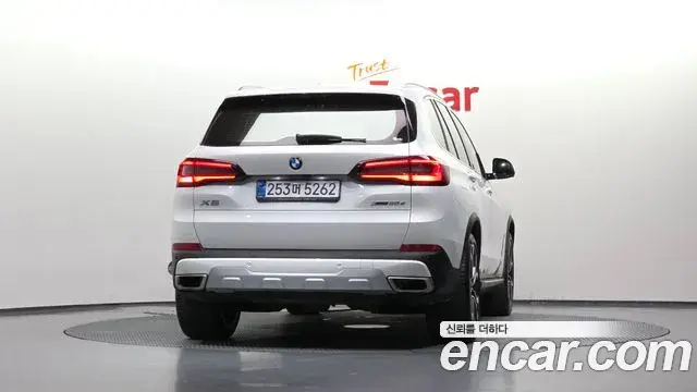 BMW X5 2022 — Şəkil 12/34