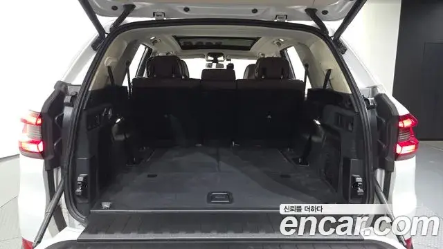 BMW X5 2022 — Şəkil 28/34