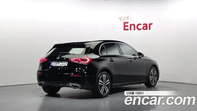 Mercedes-Benz A-Class 2022 — Şəkil 7/20