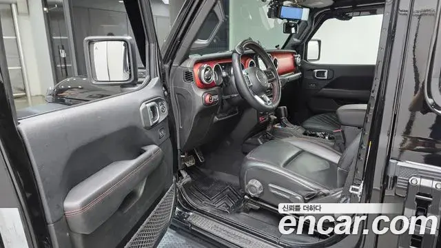 Jeep Wrangler 2018 — Фото 10/20