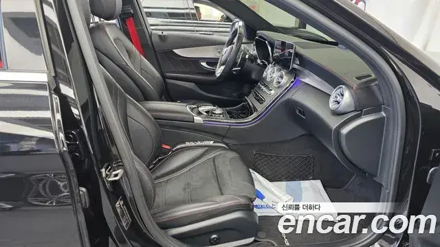 Mercedes-Benz C-Class 2020 — Photo 22/32