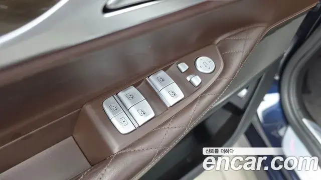 BMW 7 Series 2019 — Şəkil 9/33