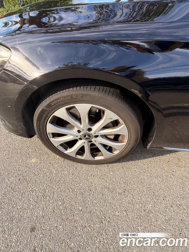 Mercedes-Benz E-Class 2018 — ფოტო 11/11