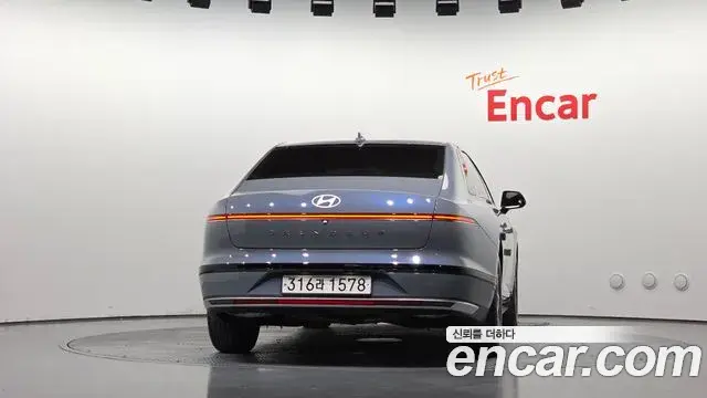 Hyundai Grandeur 2025 — Фото 4/20