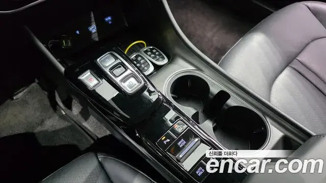 Hyundai Sonata Hybrid 2023 — Şəkil 3/20