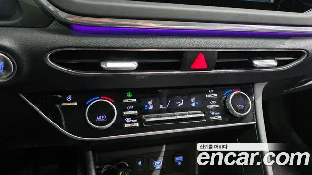Hyundai Sonata Hybrid 2023 — Şəkil 16/20