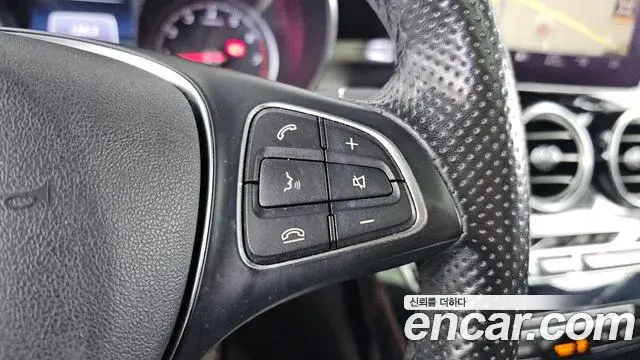Mercedes-Benz GLC-Class 2019 — Şəkil 22/34