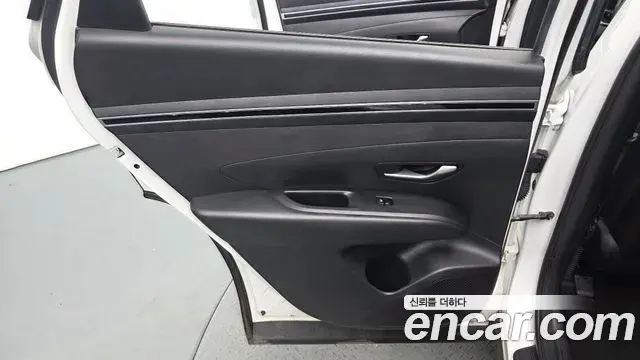 Hyundai Tucson Hybrid 2021 — Şəkil 12/30