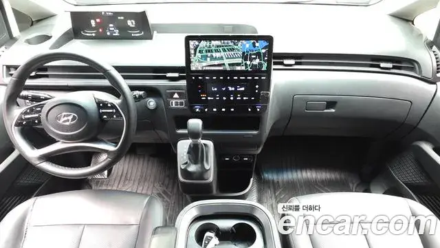 Hyundai Staria 2023 — Фото 7/20
