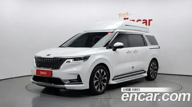 Kia Carnival 2021 — Фото 1/20