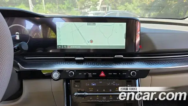 Kia Carnival 2021 — Фото 12/20