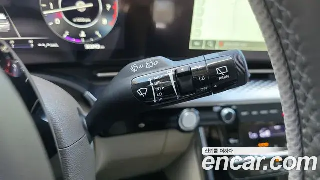 Kia Carnival 2021 — Фото 19/20