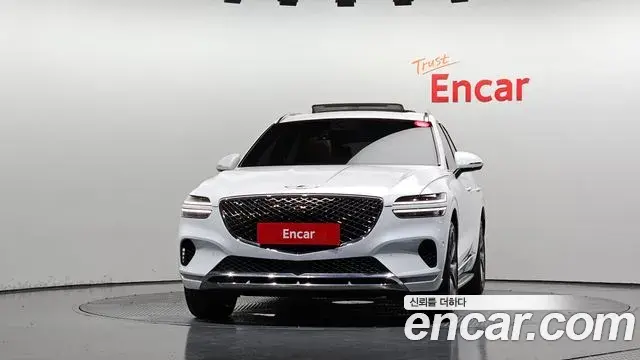 Genesis GV70 2021 — ფოტო 18/30