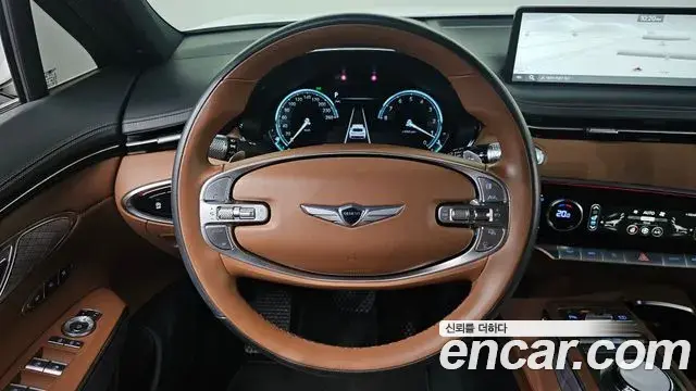 Genesis GV70 2021 — ფოტო 17/30