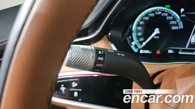 Genesis GV70 2021 — ფოტო 30/30