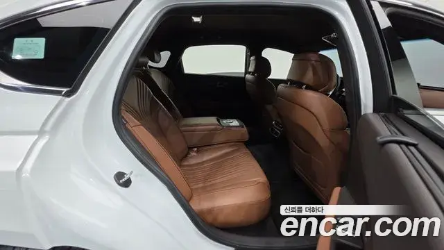 Genesis G80 2021 — Şəkil 28/35