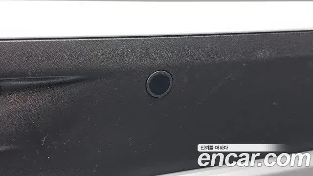Kia Carnival 2023 — Photo 29/31