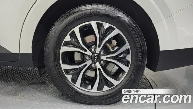 Kia Carnival 2023 — Photo 31/31