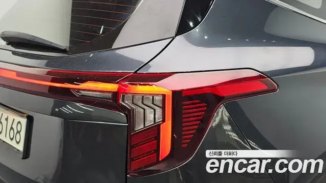 Kia Seltos 2024 — ფოტო 25/31