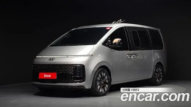 Hyundai Staria 2021 — Photo 20/33