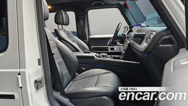 Mercedes-Benz G-Class 2021 — Photo 29/32