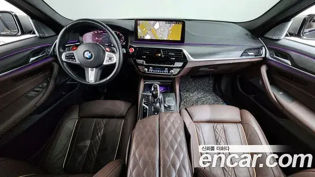 BMW 5 Series 2021 — Photo 11/20