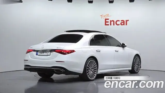 Mercedes-Benz S-Class 2023 — Photo 23/30