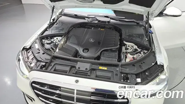 Mercedes-Benz S-Class 2023 — Photo 20/30