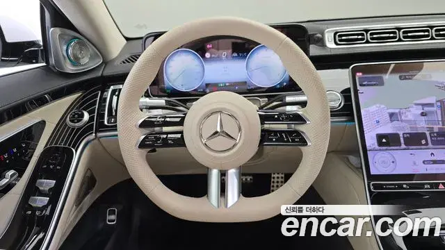 Mercedes-Benz S-Class 2023 — Photo 24/30