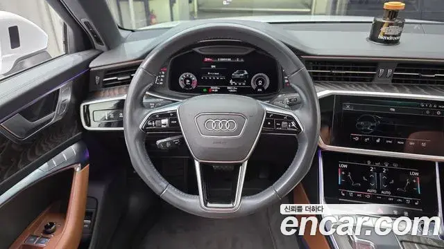 Audi A6 2020 — Фото 13/20