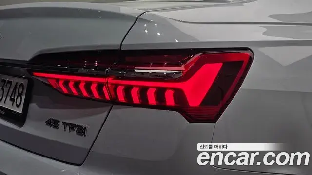 Audi A6 2020 — Şəkil 9/31