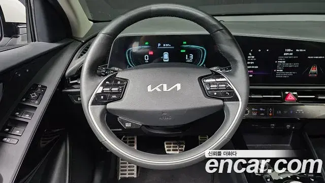 Kia Niro 2022 — Фото 15/20