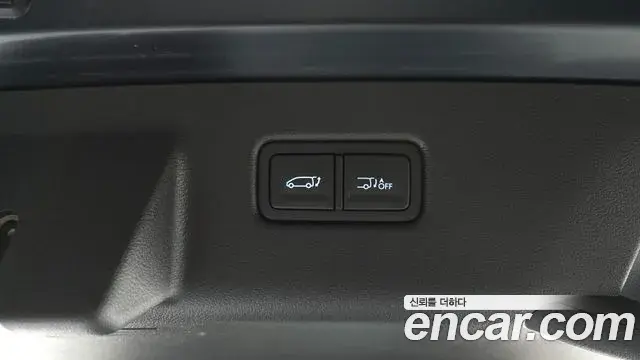 Hyundai Staria 2024 — Фото 16/20