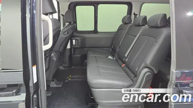 Hyundai Staria 2024 — Фото 19/20