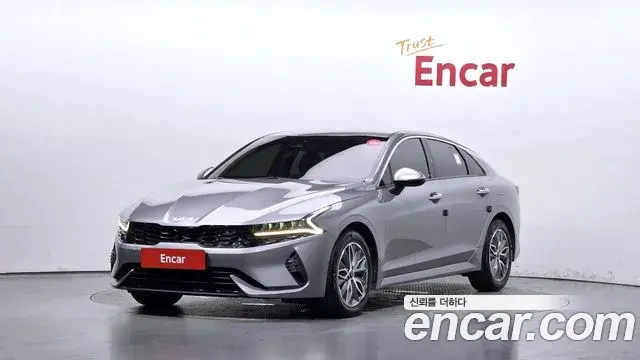Kia K5 2022 — Şəkil 8/32
