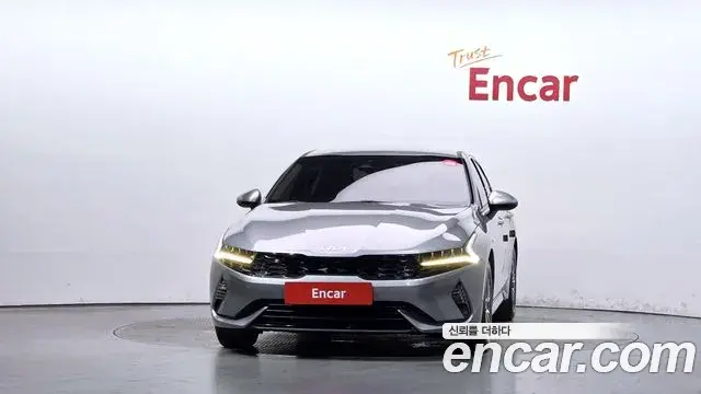 Kia K5 2022 — Şəkil 12/32