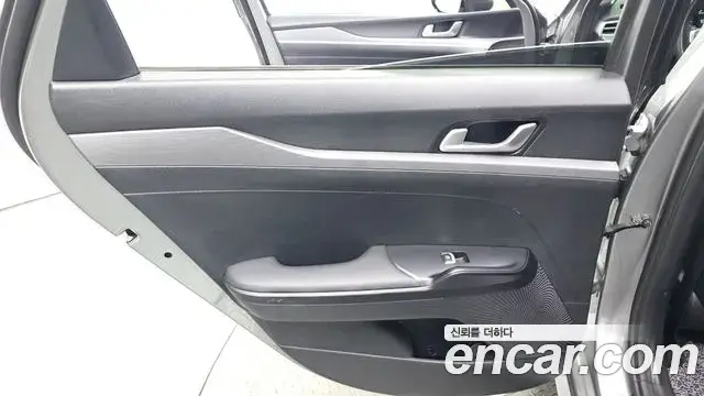 Kia K5 2022 — Şəkil 3/32